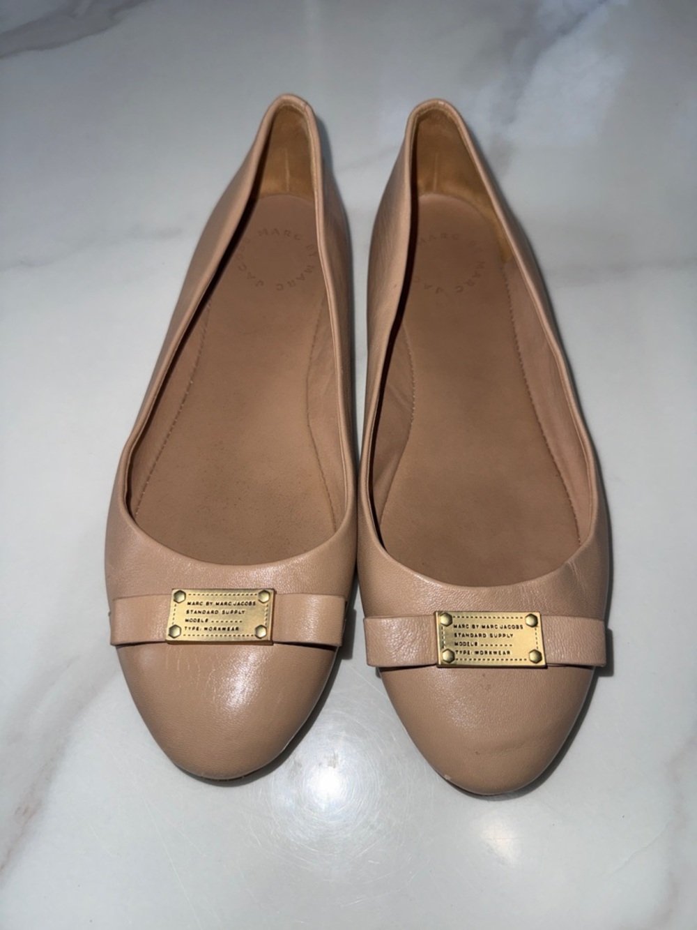 Marc Jacobs Nude Leather Ballet Flats with Gold Plaque